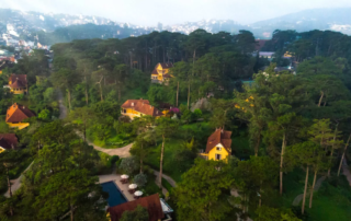 For those who are inspired by history and style, look no further than Ana Mandara Villas Dalat Resort & Spa – where its classical charming architecture has been meticulously preserved. Nestled amongst pine forests and just 10 minutes’ drive from the city center, the resort is a one-of-a-kind hideaway comprising of 17 French-inspired elegant villas bursted with charismatic interior that date back to a century ago. 