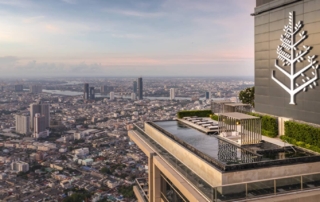 Four Seasons Private Residences, Bangkok. LIVING BY THE RIVER THE RAREST OF LUXURIES IS LIVING THE LIFE YOU LOVE Four Seasons Private Residences Bangkok at Chao Phraya River redefines luxury riverfront living in Bangkok. Designed with a vision of timeless elegance, it draws its inspiration from the great waterfront estates from around the world. Refined hospitality and unsurpassed service are the hallmarks of any Four Seasons Property; and it is these qualities that will make Asia’s first waterfront Four Seasons Private Residences exceptional.