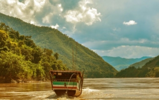 Le Grand River Cruise. The mighty Mekong River flows through the beautiful countryside of Laos on it’s way to the sea. But today we will sail north to enjoy and relax on board and takes you upstream river to final destination Houay Xay, we will have to enjoy a night stop in Pakbeng, the beautiful hill town lies on the bank of the Mekong River.