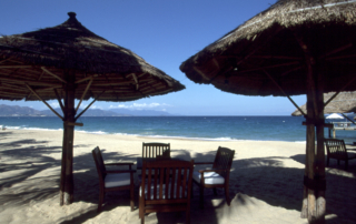 Evason Ana Mandara is Nha Trang's only beachfront resort. It offers luxurious villas with sea or garden views, and free internet. It has a spa, tennis courts, 2 outdoor pools and a private beach. Evason Ana Mandara has its own water sports centre offering island trips and activities like fishing, snorkeling and scuba diving.