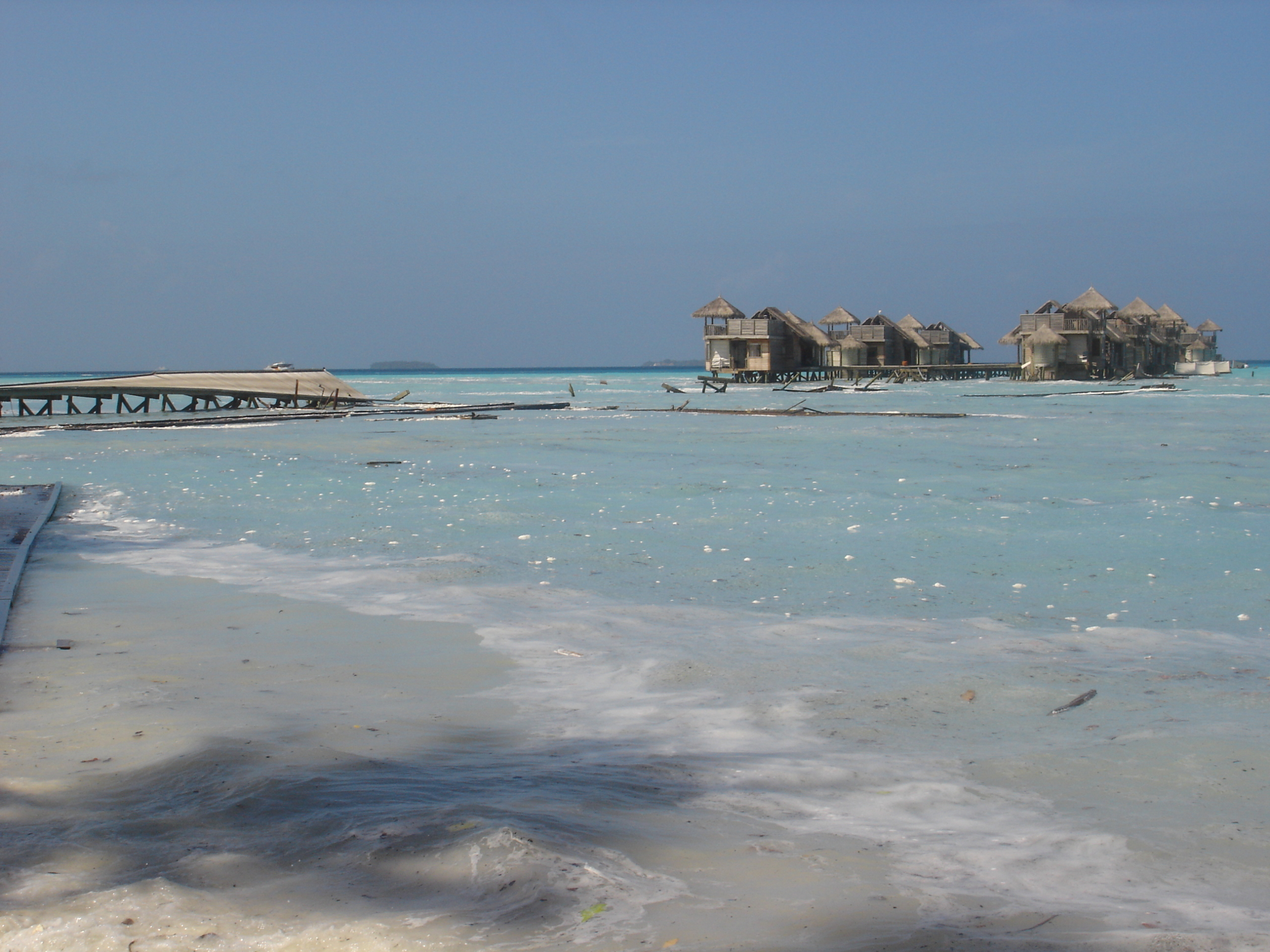 Six Senses & Soneva 'post tsunami' renovation (2004)